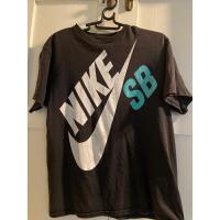 ราคา เสื้อสกรีน Nike SB สีดำ มือสอง เสื้อวินเทจ (23673116879)