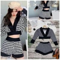 ราคา SEt 2 ชิ้น ลายชิโนริ เสื้อแขนยาวคอวีลึก แมทซ์กับกางเกงขาสั้น (4216567505)