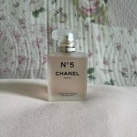 ราคา ส่งต่อ Chanel Hair Mist N°5 สเปรย์น้ำหอมสำหรับเส้นผม 35ml แท้ (44200139430)