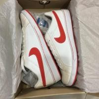 ราคา Nike แท้100% ค่ะ ใส่3ครั้ง มือสองใช้เองค่ะส (สินค้าซื้อแล้วไม่รับคืนนะคะ) พิจารณาก่อนสั่ง สินค้าสภาพตามรูป (1451637531)