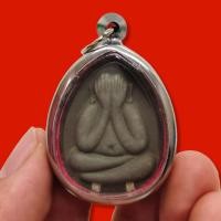 ราคา พระปิดตา เนื้อผงสีดำ ปี 2521 หลวงปู่โต๊ะ วัดประดู่ฉิมพลี เลี่ยมกรอบสแตนเลสอานุภาพคุ้มครองดูแลป้องกันภัยบูชาแล้วแคล้วคลาด (21963244824)