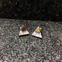 ราคา Premium Minimal Import Marble Silver Fuji Mt Earrings ต่างหู ตุ้มหู พรีเมียม มินิมอล ภูเขาไฟฟูจิ หินอ่อน ก้านเงิน ไม่แพ้ (781713482)