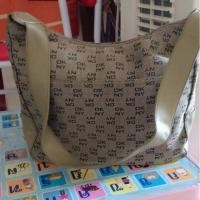 ราคา กระเป๋าสะพาย​สีครีม DKNY (2335443139)