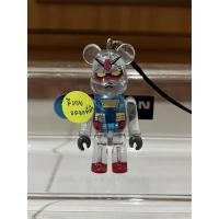 ราคา Gundam Bearbrick 70% พวงกุญแจกันดั้ม หมีบริค 70% RX 78-2 มือ 2 (16457444486)