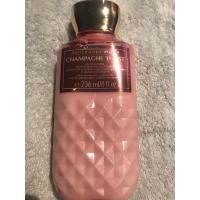 ราคา Bath&Body works body lotion กลิ่น Champagne Toast236ml กลิ่นออกแนวหอมหวานผลิตปี 2023 (28260525393)