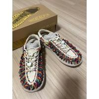 ราคา มือสอง ของแท้ 100% Keen UNEEK “Original Tie Dye/Birch” (23422053747)