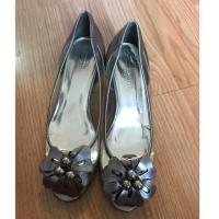 ราคา รองเท้า crazy step มือสองราคาถูก (1732554321)