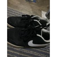 ราคา Nikeหนังกลับมือสองสภาพดีนะครับ (25492048025)