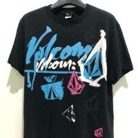 ราคา เสื้อ Volcom มือสอง สภาพดี (1972213010)