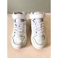 ราคา รองเท้าหุ้มข้อเด็ก Offwhite ยี่ห้อ DC Shoe Co USA ขนาด 17 มือสองญี่ปุ่น (สภาพ 90%) คัดพิเศษ (10457388483)