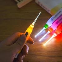 ราคา ที่แคะหูมีไฟส่อง ไม้แคะหูมีไฟ ที่แคะขี้หู ไม้แคะขี้หู CH0532 (8100502078)