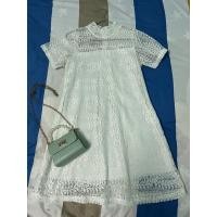 ราคา เดรสลูกไม้ สีขาวล้วน มือสอง (20823696414)