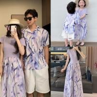 ราคา โปโลครอบครัวจับคู่ชุดผู้หญิงสาวชุดยาวผู้ชายเสื้อคู่ชุดเสื้อผ้าเสื้อชายหาดเด็กสั้น (43552293763)