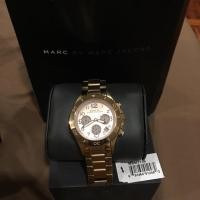 ราคา นาฬิกา marc jacobs สีโกล 42mm ของแท้ 100% (1917070798)