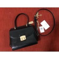 ราคา Used Coach crossbody สีดำ F 37833 มีตำหนิ ไม่มีผลต่อการใช้งาน (3109012170)