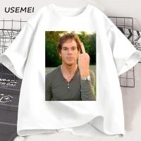 ราคา Dexter Middle Finger T-Shirt Funny Dexter Morgan T Shirt Men Women Casual Short Sleeve O-Neck Tshirt Vintage Clothing Te (26094200507)