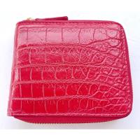 ราคา Huncroc กระเป๋าสตางค์ซิปรอบหนังจระเข้แท้ ส่วนหนังท้อง สีแดง ฟรีพวงกุญแจหางจระเข้ (22310476166)