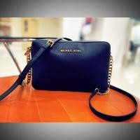 ราคา กระเป๋า Michael kors jet set crossbody (6020375826)