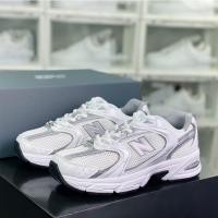 ราคา New Balance 530 mr530fw1 รองเท้ากีฬาเงินสีขาว retro รองเท้าผู้ชายและผู้หญิง (55656033010)