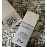 ราคา DIOR Diorsnow Brightening Makeup Base Colour Correction SPF35-PA+++ # สีBleu 30ml. 1,490 ฿ (396773252)