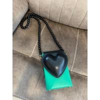 ราคา กระเป๋าสะพายข้างลายหัวใจมือสอง (24664096853)
