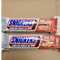 ราคา (ได้ 2 ชิ้น) Snickers สนิกเกอร์ส ช็อกโกแลตอัลมอนด์ดาร์คช็อกบาร์ 40 กรัม Almond Dark Chocolate Bar 50% less sugar (24161891792)
