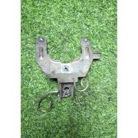 ราคา ขายึดบังลมหน้า ขาจับบังลม Mio2ตา Mio ของแท้ YAMAHA 4C9-F8356-00 ขายึด 1 (42609668570)