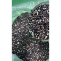 ราคา ข้าวเหนียวดำ "ข้าวก่ำ (ข้าวซ้อมมือลืมผัว) 1 กก. (4460426825)