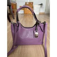 ราคา กระเป๋า PELLE BORSA มือสอง ของแท้% สภาพสวย ไม่มีตำหนิ ✨⭐️ (44003618010)