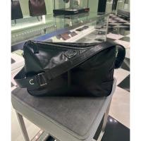 ราคา PRADA Mens New Style Imported Oil Wax Cowhide Shoulder Bag, Crossbody Bag Flap Bag Style Novel Fashion 2VH187/073 (47804340298)