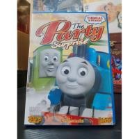 ราคา THOMAS & FRIENDS THE PARTY SURPRISE / โธมัสยอดหัวรถจักร : ปาร์ตี้ของคอลิน (DVD) มือ 2 (42914917457)
