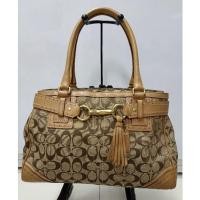 ราคา COACHกระเป๋าถือคล้องไหล่ได้ลายCสีน้ำตาลเข้ม ซับในสะอาดมีร่องรอยการใช้งานบ้างมือ2 ขนาด14" (21764483517)