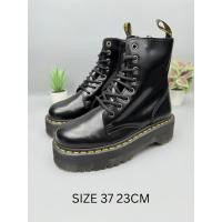 ราคา Dr.Martens Jodon BlackSmooth sz.37 มือสองของแท้100% รองเท้าบูมพื้นสูงหนังแท้ (27735114533)