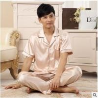 ราคา [พร้อมส่ง] ชุดนอนผู้ชาย แขนสั้น ขายาว ผ้าซาติน (18879033304)