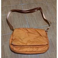 ราคา กระเป๋าสะพาย Hedgren (26283762441)