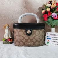 ราคา Coach 78277 Kay Crossbody In Signature Canvas กระเป๋าสะพายข้าง