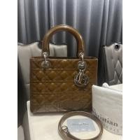 ราคา Dior lady10” Patent Y09 (23523939083)