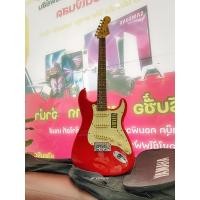 ราคา กีต้าร์ไฟฟ้า Squier bullet strat SSS by Fender®**มือสอง** (23354176586)