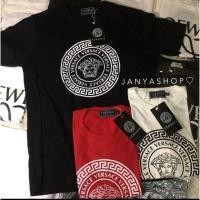 ราคา ส่งฟรี​เสื้อยืด​ Versace sizeL รอบอก42สีดำ (11877181584)