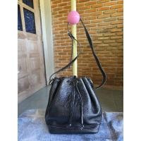 ราคา กระเป๋า michel de bourbon paris กระเป๋าทรงจีบ มือสอง (25341457285)