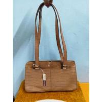 ราคา Etienne​ Aigner​ ของแท้ มือสอง​ กระเป๋ามือสอง​ กระเป๋าแบรนด์เนม​มือสอง​ แบรนด์​เนมมือสอง usedbag​ usedbrandname​ 2hand (12727601343)