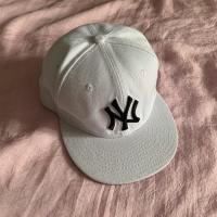 ราคา หมวกแก็ป NY แท้ สีขาว (3279441404)