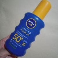 ราคา 200ml NIVEA SUN Protect & Moisture Refresh Sunscreen lotion SPF 50 15 สเปรย์กันแดด ครีมกันแดด โลชั่น นีเวีย มอยซ์เจอร์ (2062978758)