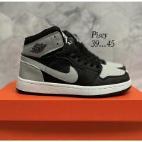 ราคา รองเท้าผ้าใบไนกี้ จอ ร์ เ เดน หุ้มข้อสูง 4 สี (SIZE:37-45) ใส่สบาย รองเท้าสำหรับชายและผู้หญฺิง พร้อมส่ง (18604582749)
