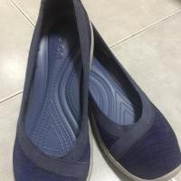 ราคา รองเท้าคัชชู #crocs (1805242721)
