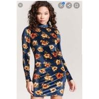 ราคา forever21 ชุดเดรสลายดอกผ้ากำมะหยี่สีน้ำเงินคอปีน (4911487026)