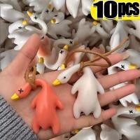 ราคา เปลี่ยนสีเป็ดย่างจี้พวงกุญแจน่ารักการ์ตูนห่านพวงกุญแจตลกเป็ดสีขาวดวงอาทิตย์เรย์เปิดพวงกุญแจสีแดง (28937358891)