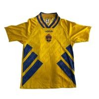 ราคา เสื้อบอลทีมชาติสวีเดน ฟุตบอลโลกปี 1994 มือสอง ของแท้ (16217562079)