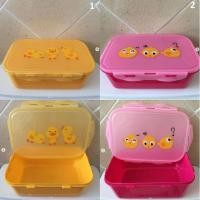 ราคา กล่องใส่อาหาร กล่องอาหาร กล่องข้าว แบบล๊อค 4 ด้าน ป้องกันการหกเลอะเทอะ ลาย Ckicken tablewear ใบใหม่ มือ 1 (1506218848)