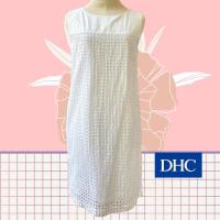 ราคา DHC เดรสมือสอง เดรสผ้าคอตตอนลูกไม้ฉลุสีขาวสะอาด (21603507303)